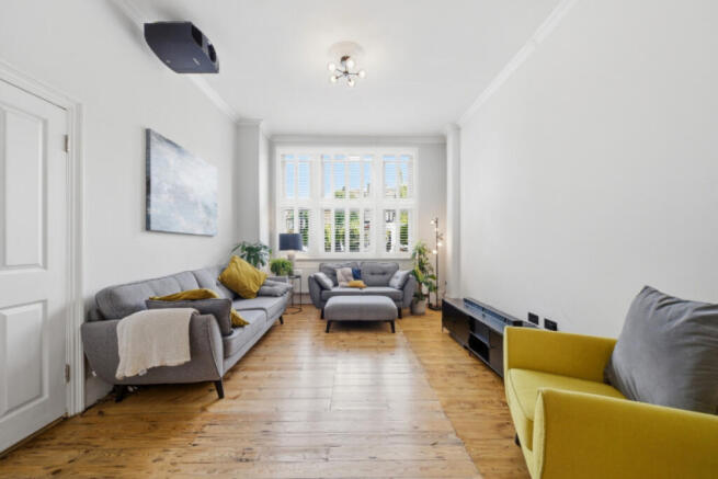 3 bed property, in Waldeck Road, £900,000