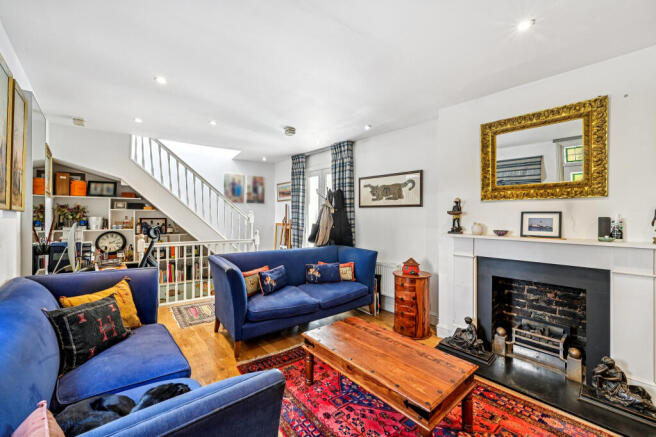 2 bed property, in Kenway Road, £895,000
