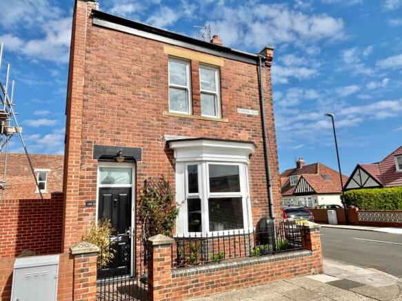 3 bed property, in Atkinson Road, £285,000