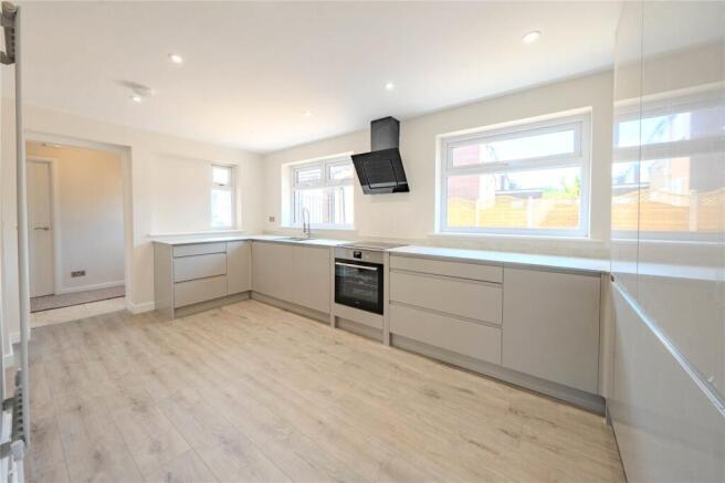 4 bed property, in Primley Park Drive, £470,000
