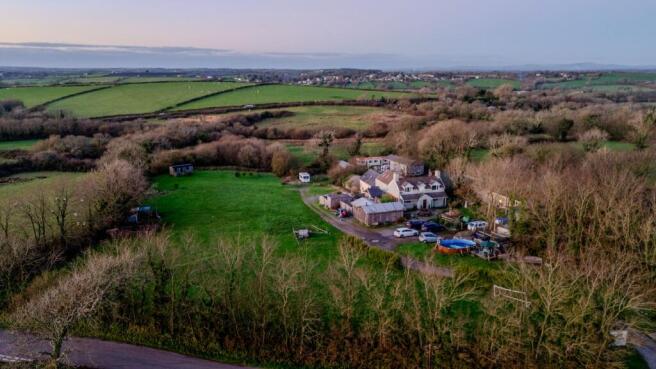 10 bed property, in Lamphey, £720,000