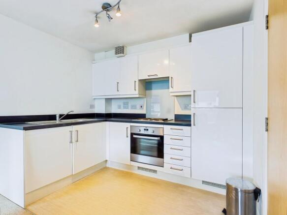 1 bed property, in Sirius Apartments, £95,000