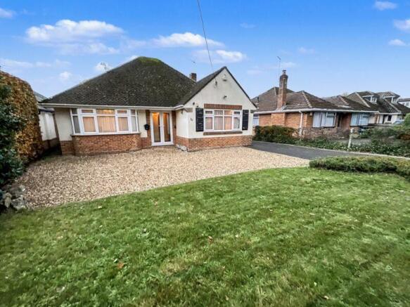 3 bed property, in Christchurch, £485,000
