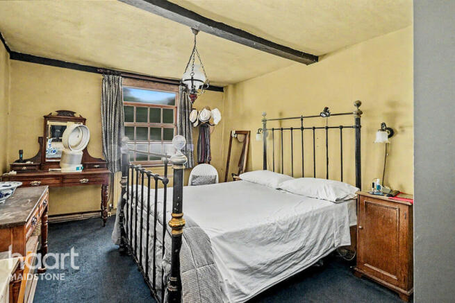 3 bed property, in 24 Eyhorne Street, £425,000