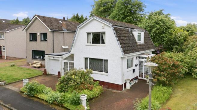 2 bed property, in Stanely Grove, £180,000