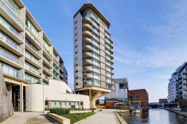 1 bed property, in Apartment T201, £62,000