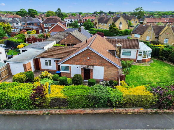2 bed property, in The Gables, £250,000
