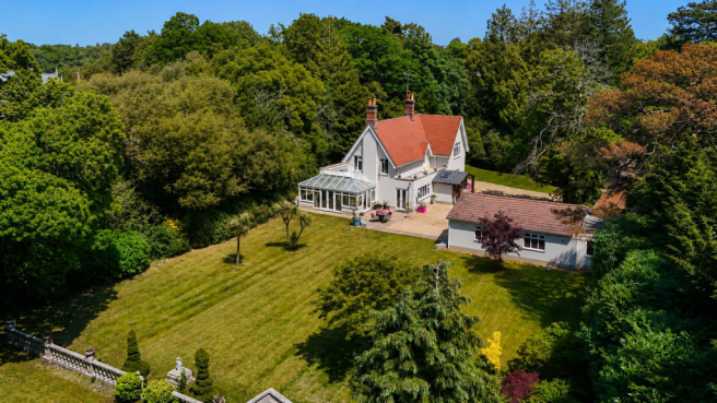 3 bed property, in Burton Road, £1,495,000
