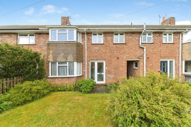 4 bed property, in Hortonsfield Road, £280,000