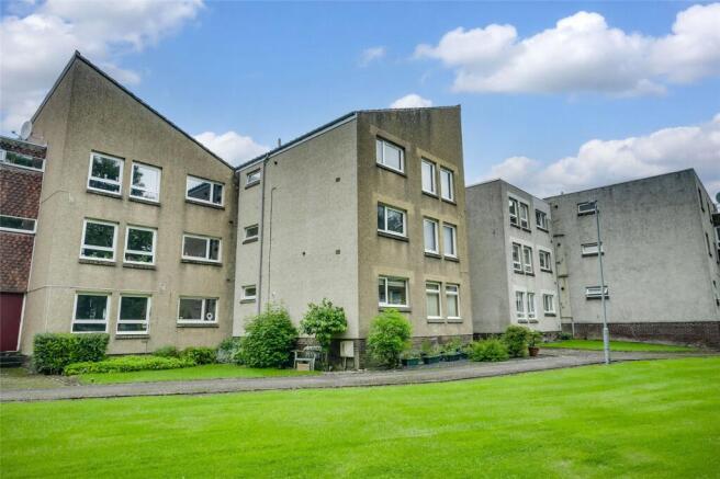 2 bed property, in 54 Grampian Gardens, £95,000