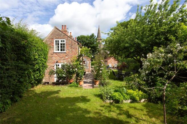 3 bed property, in Church Lane, £475,000