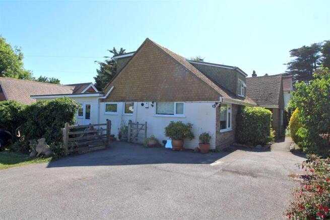 4 bed property, in St Peters Road, £620,000