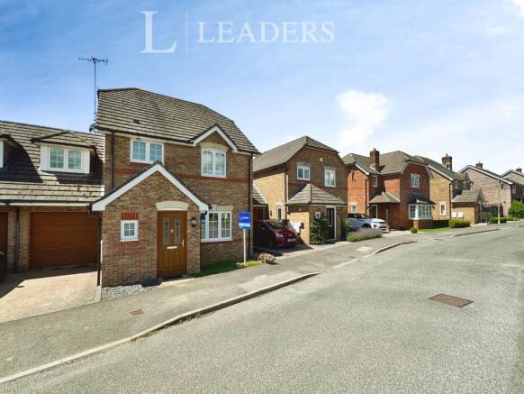 4 bed property, in Trafalgar Rise, £435,000
