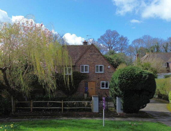 3 bed property, in The Street, £1,050,000
