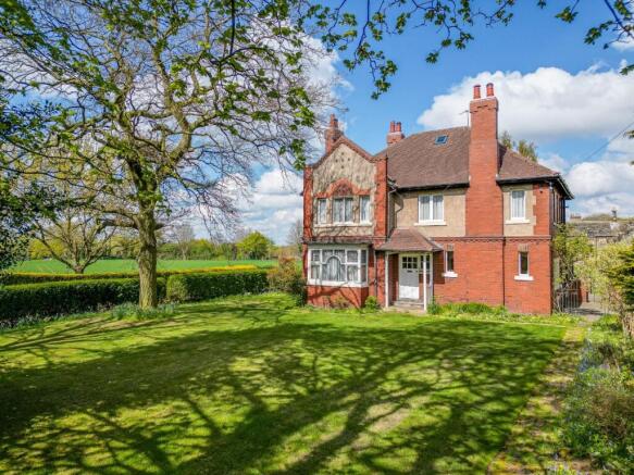 4 bed property, in Hallmark Fine Homes | Kirkgate Lane, £655,000