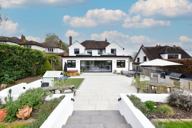 5 bed property, in Common Lane, £1,750,000