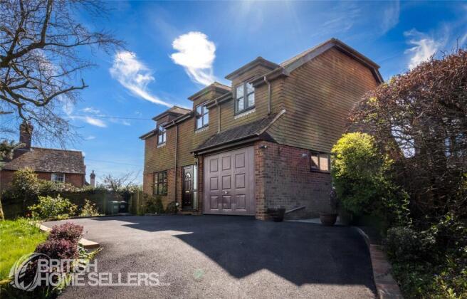 4 bed property, in Lower High Street, £715,000