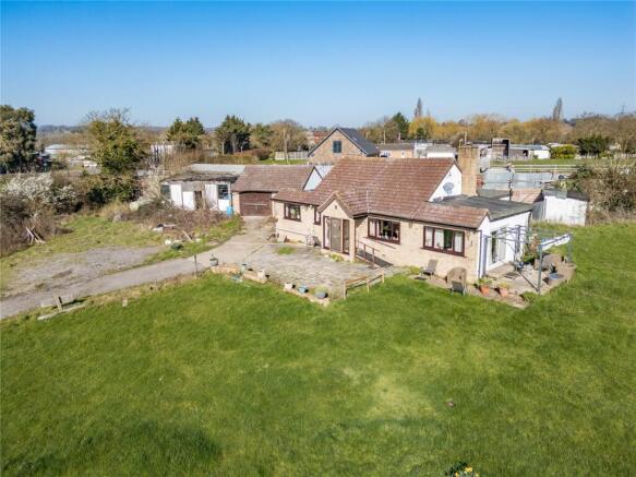 3 bed property, in Meadow Lane, £450,000