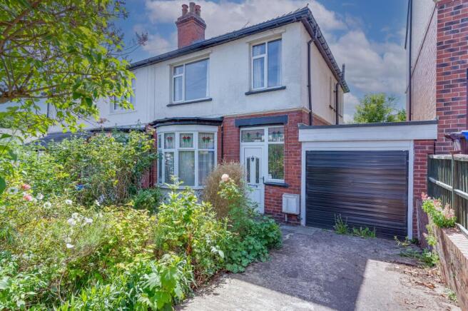 3 bed property, in Hartington Avenue, £350,000