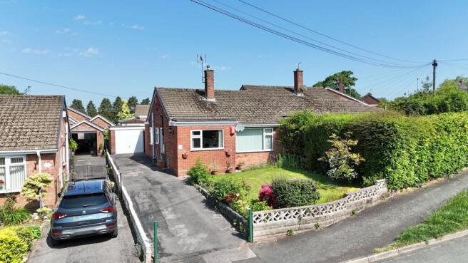3 bed property, in Scarratt Drive, £210,000