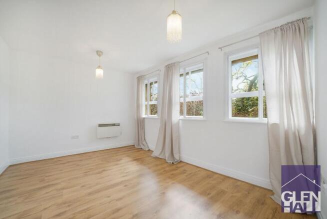1 bed property, in Constable Close, £280,000