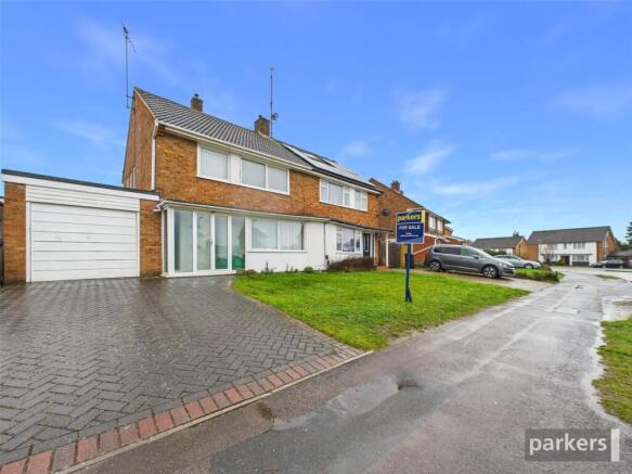 3 bed property, in Silverdale Road, £500,000