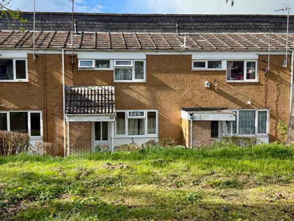 3 bed property, in 48, £180,000