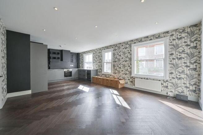 4 bed property, in Allitsen Road, £1,200,000
