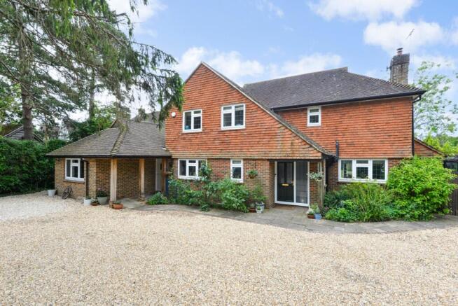 4 bed property, in Wanborough Lane, £1,350,000