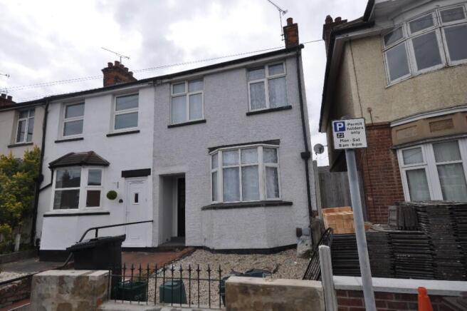 3 bed property, in Rectory Lane, £330,000