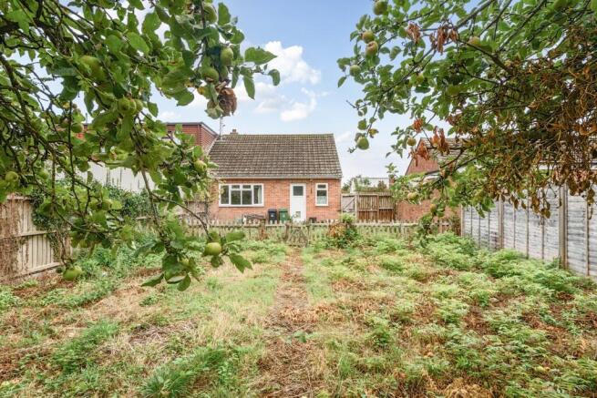 2 bed property, in 15, £120,000