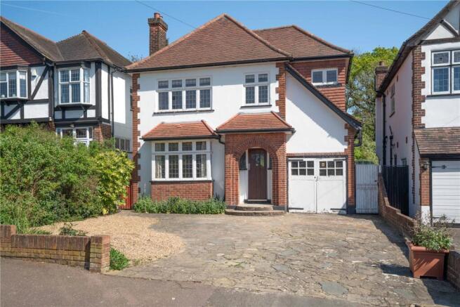 3 bed property, in Tycehurst Hill, £1,125,000