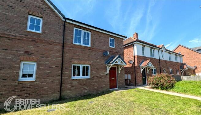 3 bed property, in Edderacres Walk, £170,000