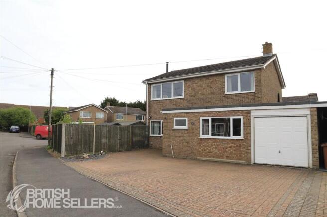 4 bed property, in Neneside, £330,000