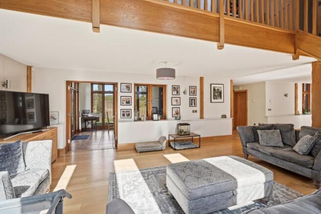 3 bed property, in Judds Farm Croft, £700,000