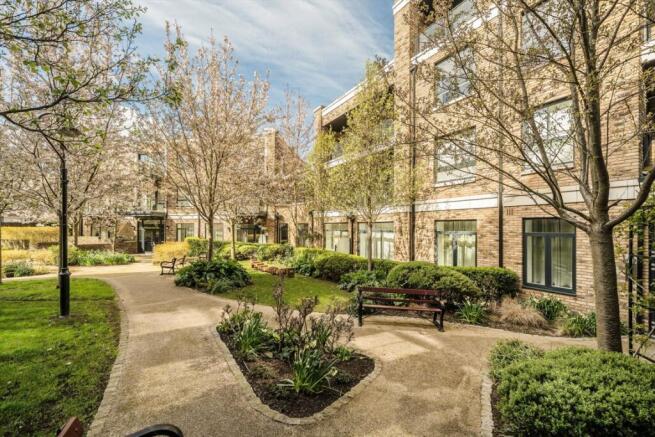 3 bed property, in Palladian Gardens, £1,500,000