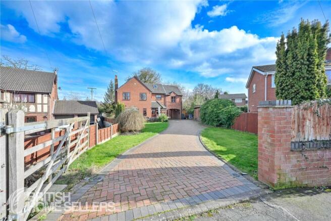 4 bed property, in Beech Avenue, £540,000