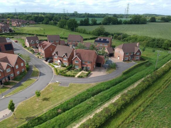 4 bed property, in Centenary Fields, £700,000