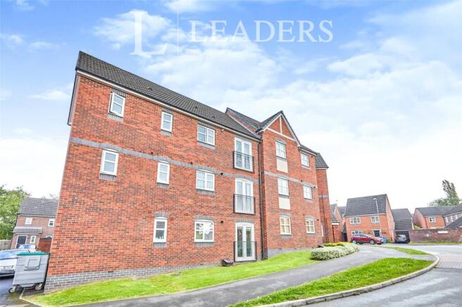 2 bed property, in Girton Way, £130,000