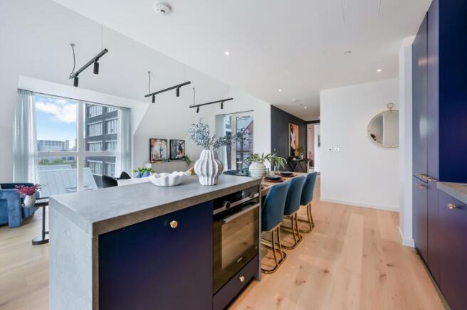 3 bed property, in Dulke House, £949,500