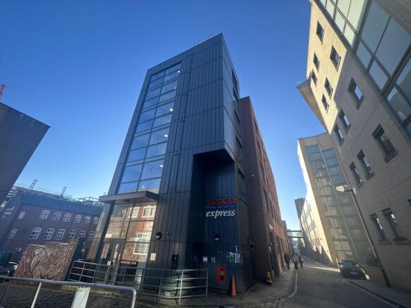 1 bed property, in Apartment 208, £40,000