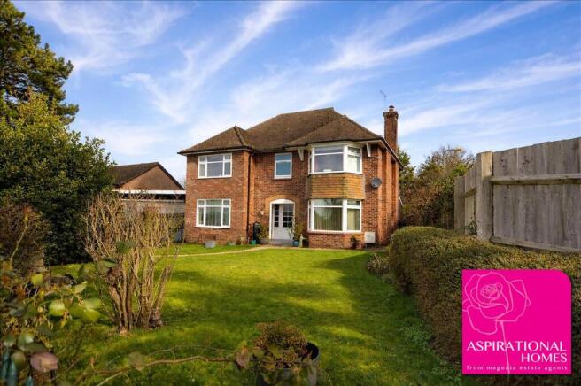 4 bed property, in Raunds Road, £595,000