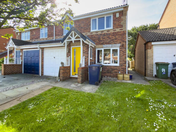 3 bed property, in 11 Wensleydale, £142,000