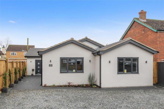 4 bed property, in The Gables, £325,000