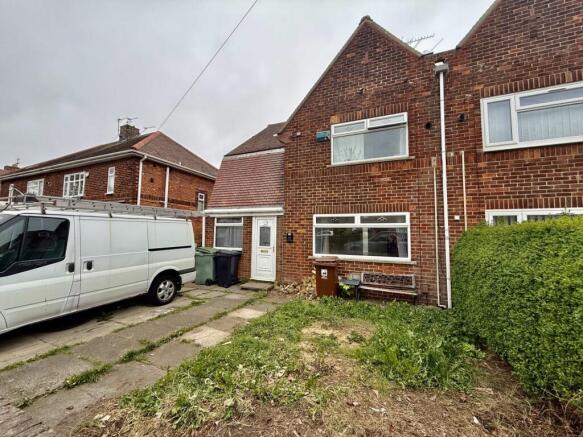 3 bed property, in Raby Road, £60,000