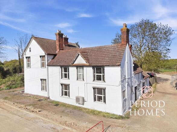 6 bed property, in Main Road, £600,000