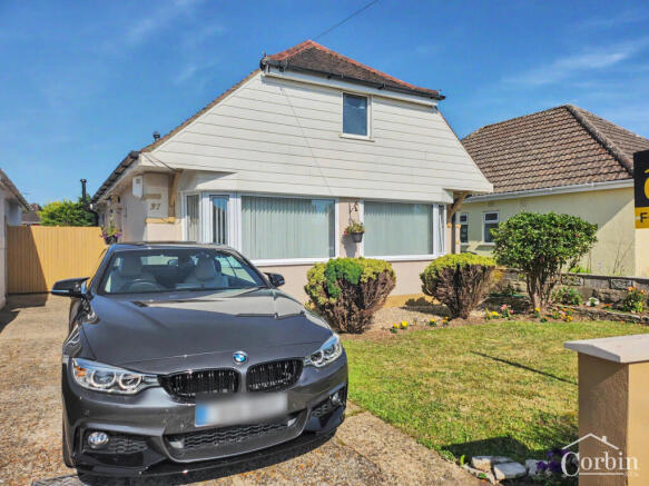 2 bed property, in Durdells Avenue, £367,000