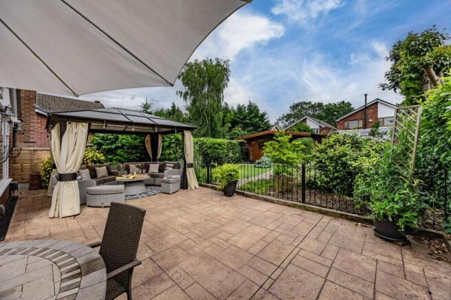 4 bed property, in Old Wool Lane, £735,000