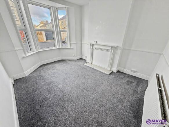 3 bed property, in Cedarcroft Road, £249,950