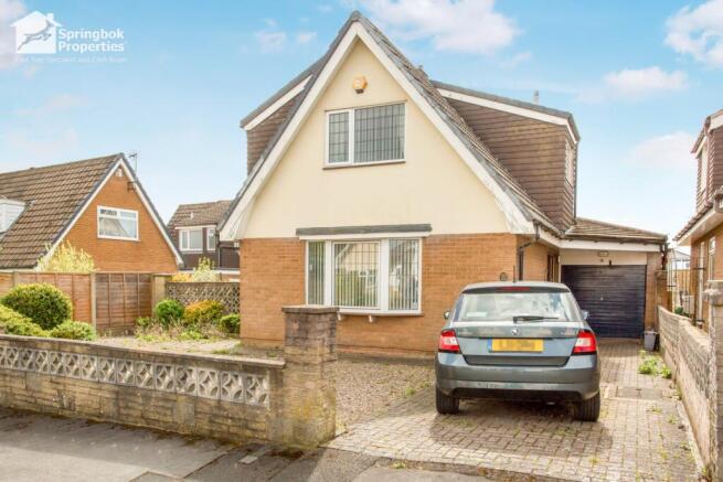 2 bed property, in Bispham Ave, £195,000